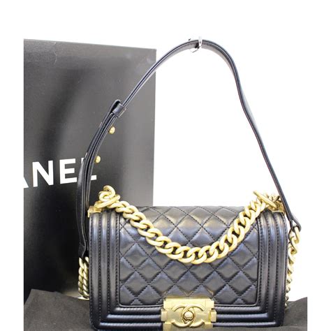 chanel boy bag lengthwise|Chanel le boy small dimension.